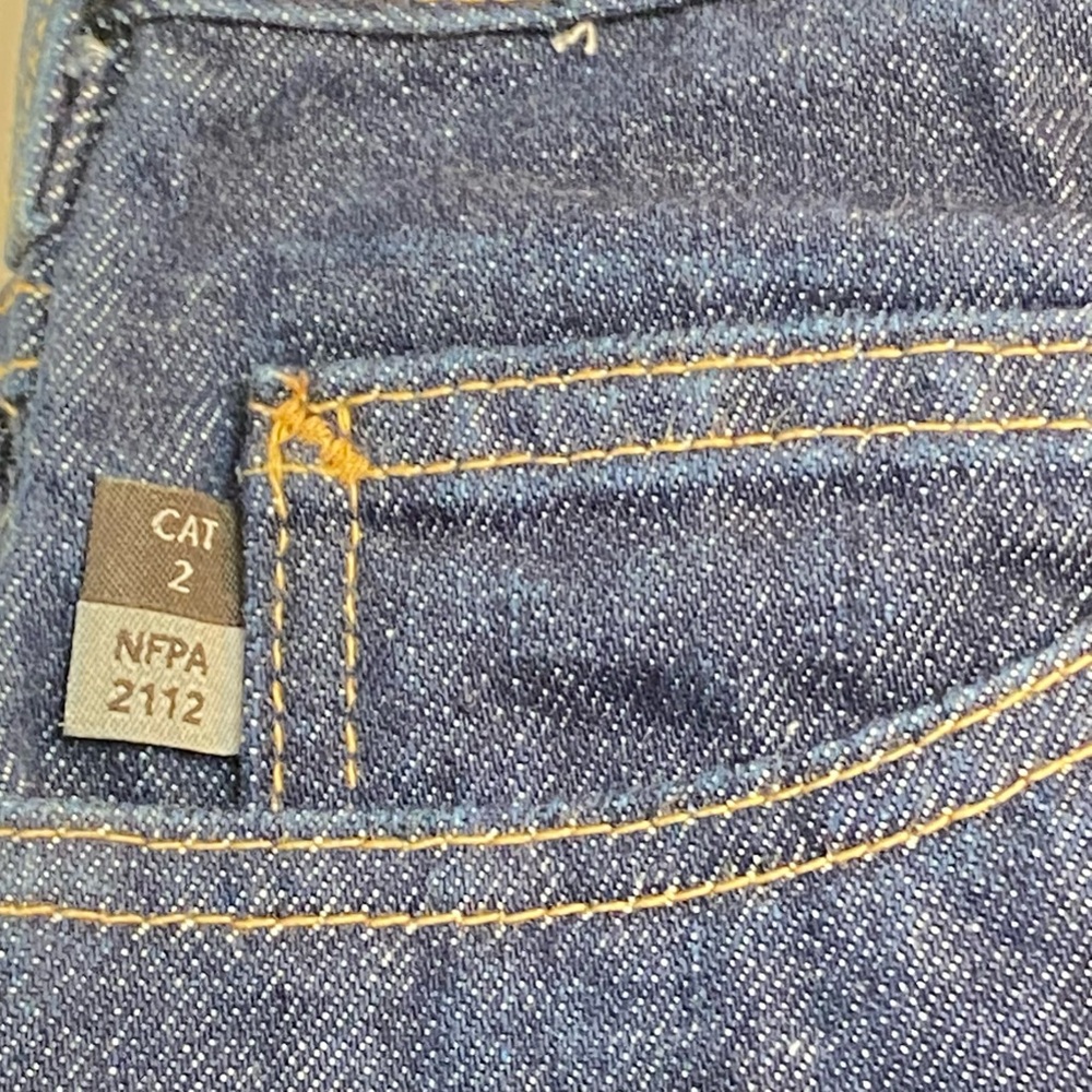 Carhartt work jeans FR NFPA 2112/CAT 2  Size: 40x32, Used - Picture 2 of 12